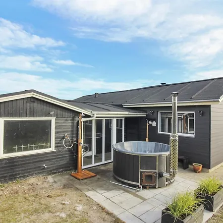 Holiday home Jespar - 300m From The Sea By Interhome *